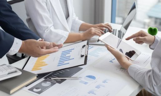 Appearances can be Deceiving: &ldquo;Shell&rdquo; Products, Trust and Telemedicine